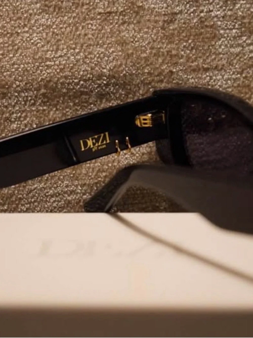 DEZI Cuffed Sunglasses – Excellent Condition w/ Original bag and dust bag